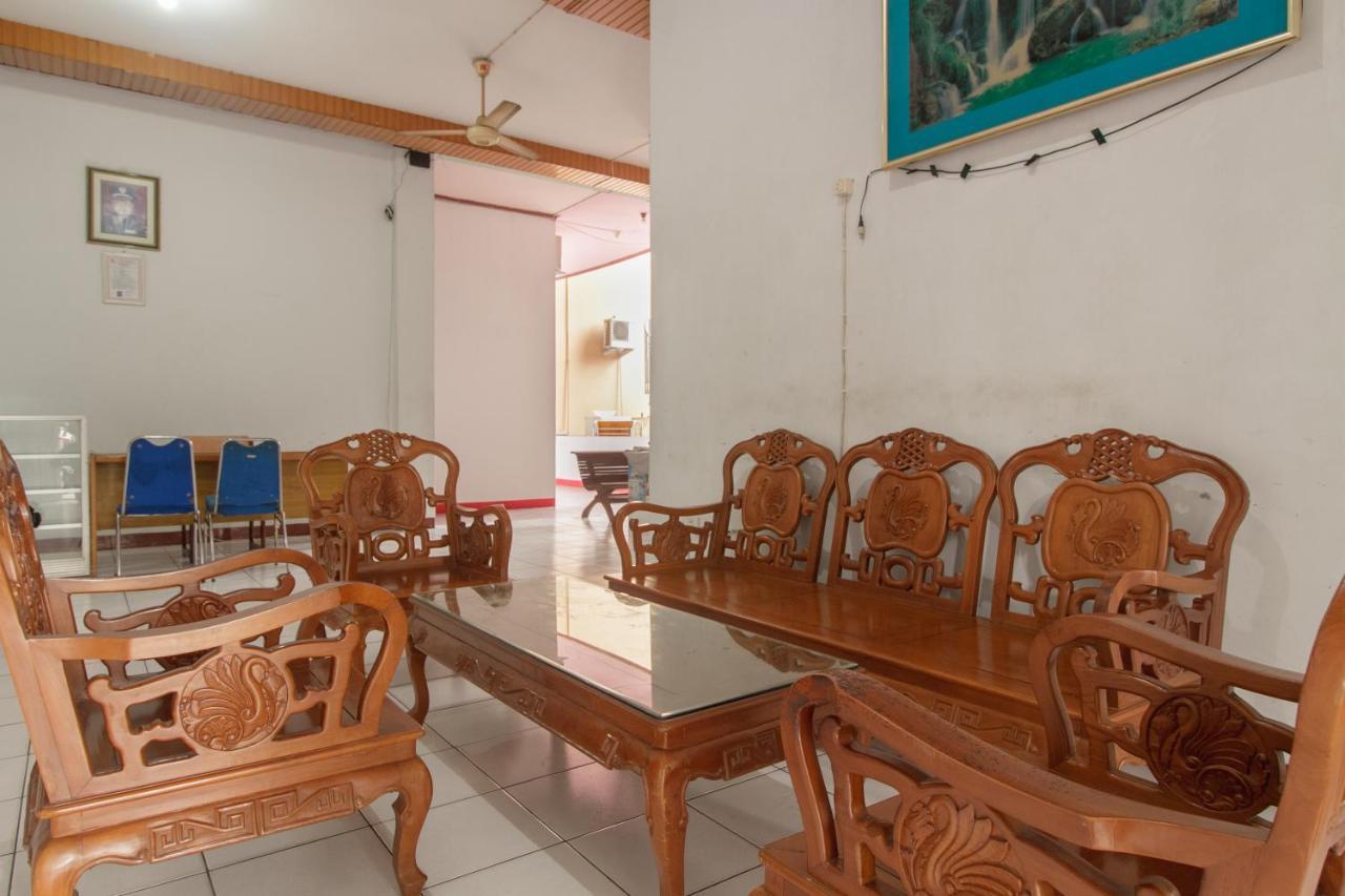 Koolkost Syariah Near Ayani Mega Mall Pontianak Exterior foto